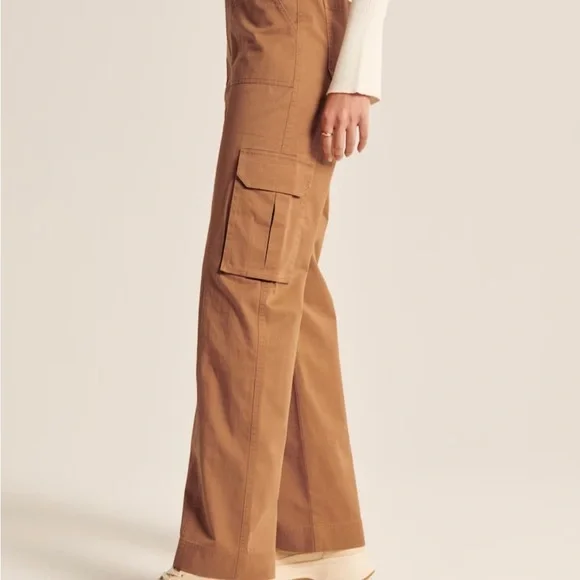 NWT Abercrombie Relaxed cargo pants - Picture 4 of 9